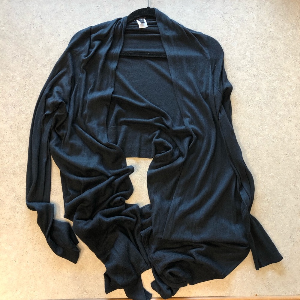 Black Cardigan/Shrug